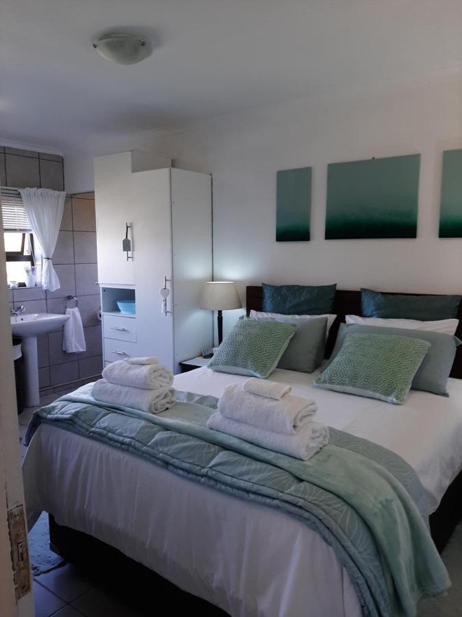 Umtamvuna View Cabanas Port Edward Extérieur photo